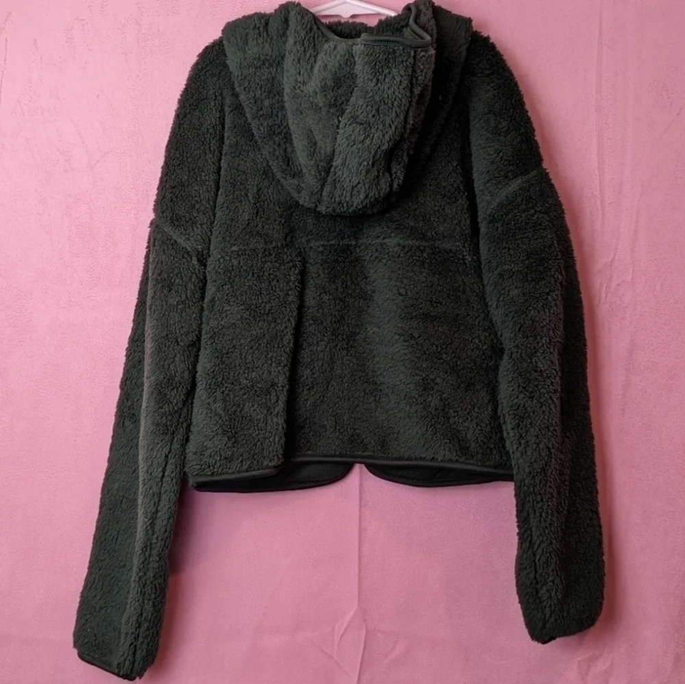 Old Navy Green Full Zip Fluffy Hooded Jacket size Large 10/12
